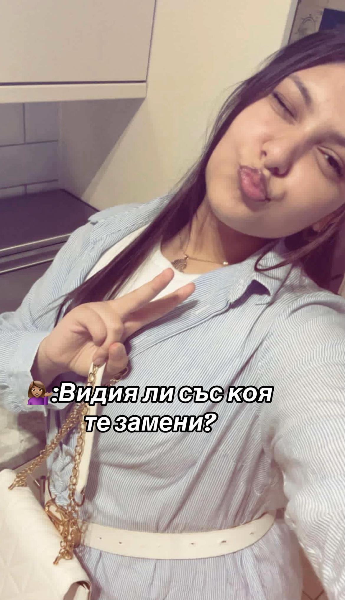 @🎭