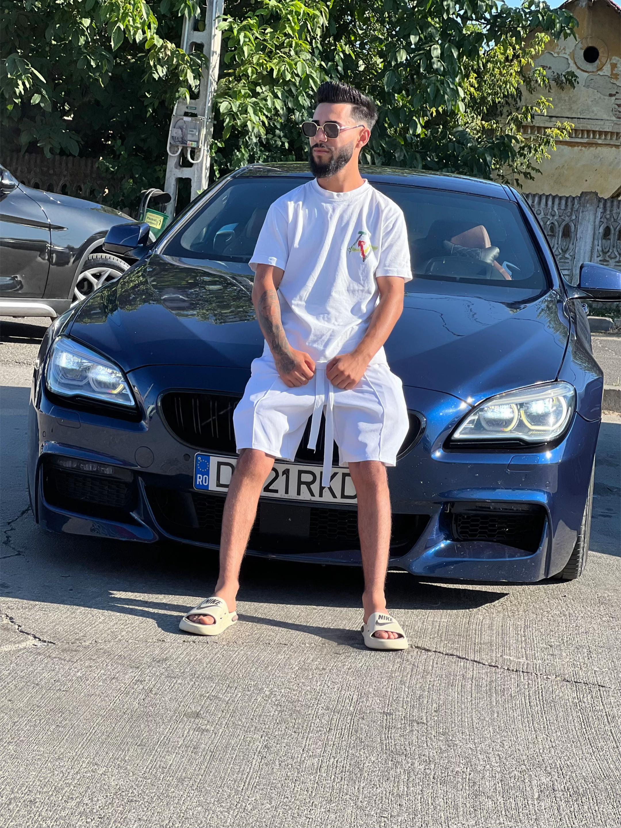 @Alex_duduianu