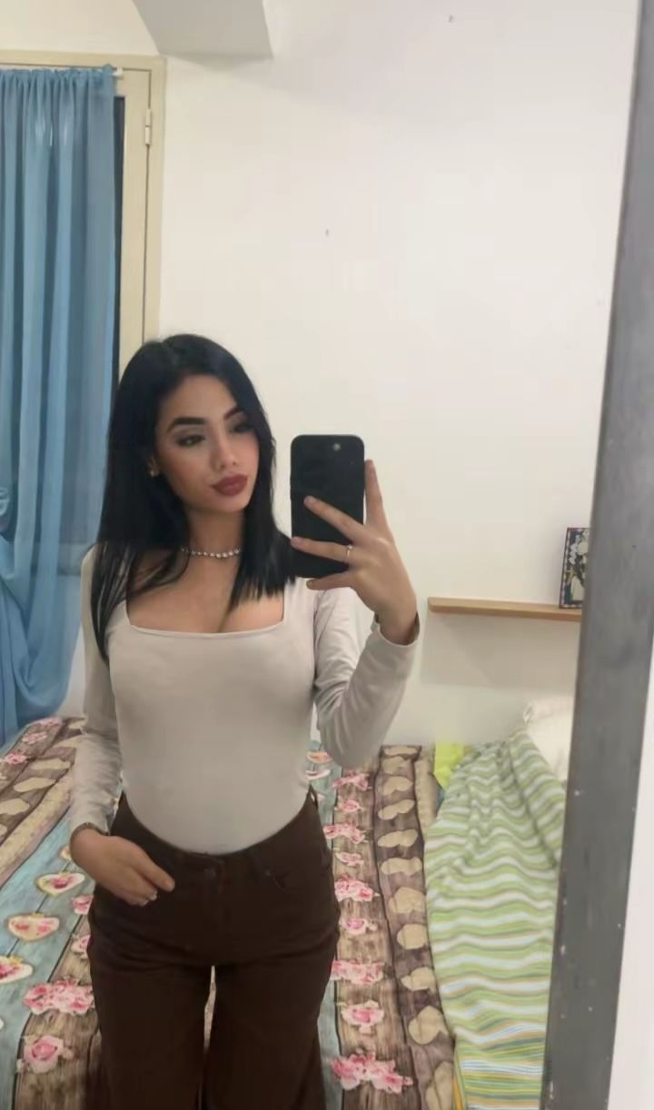 @tacconeelisabeth