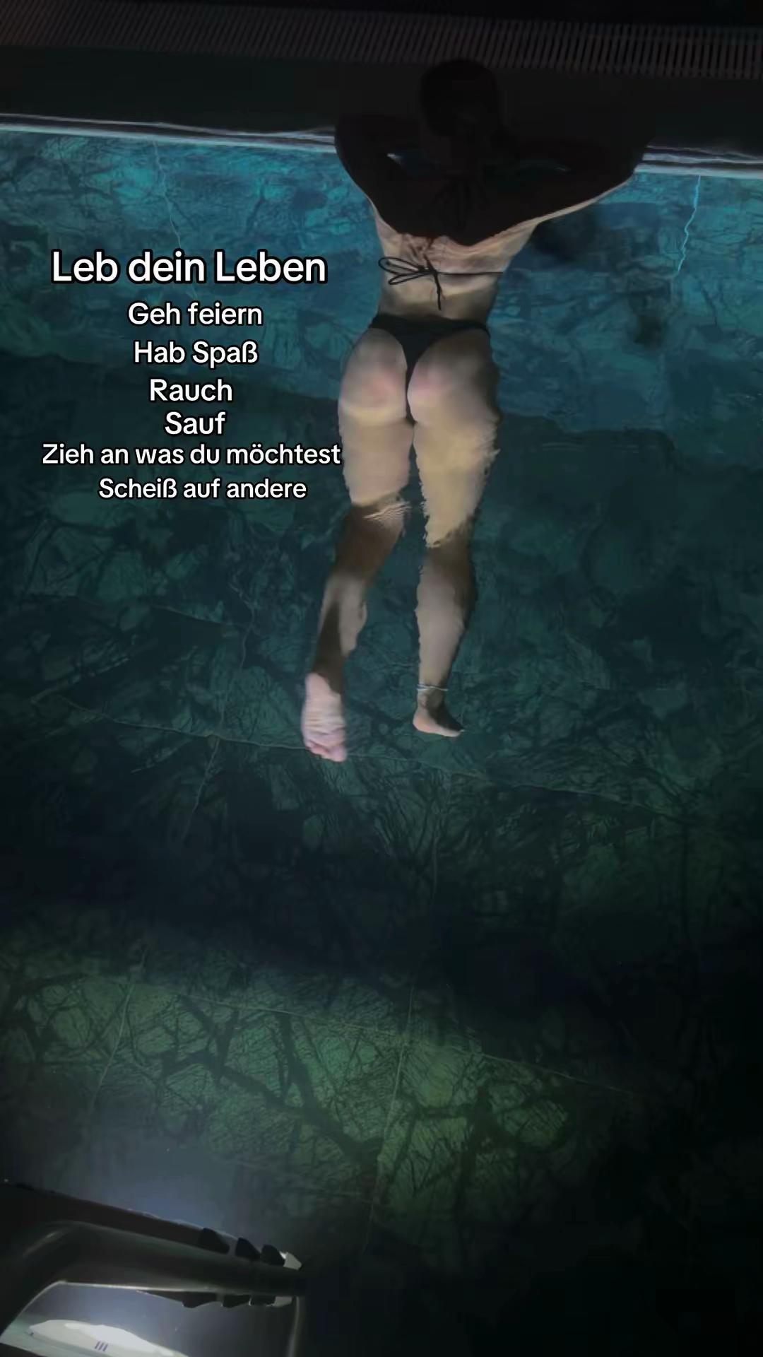 @mia_28_05_0
