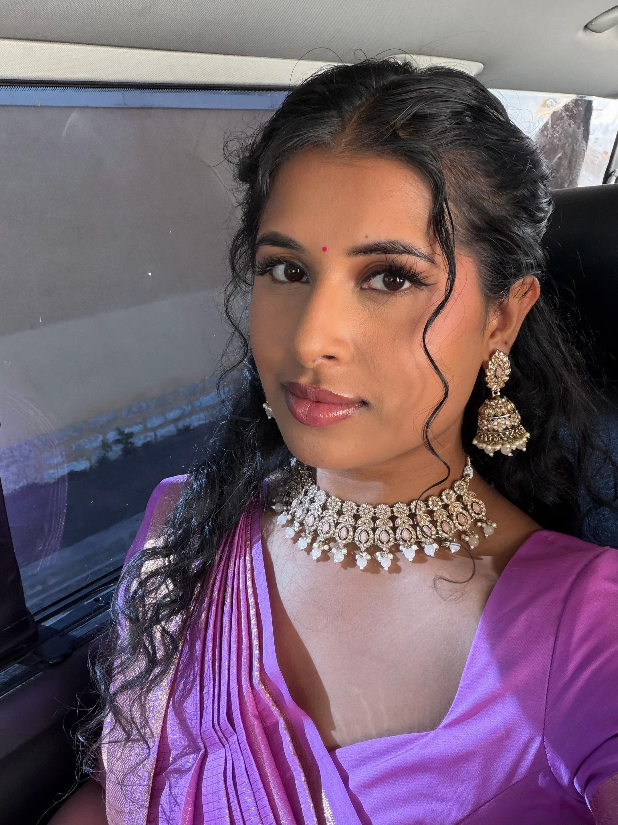 @thashna