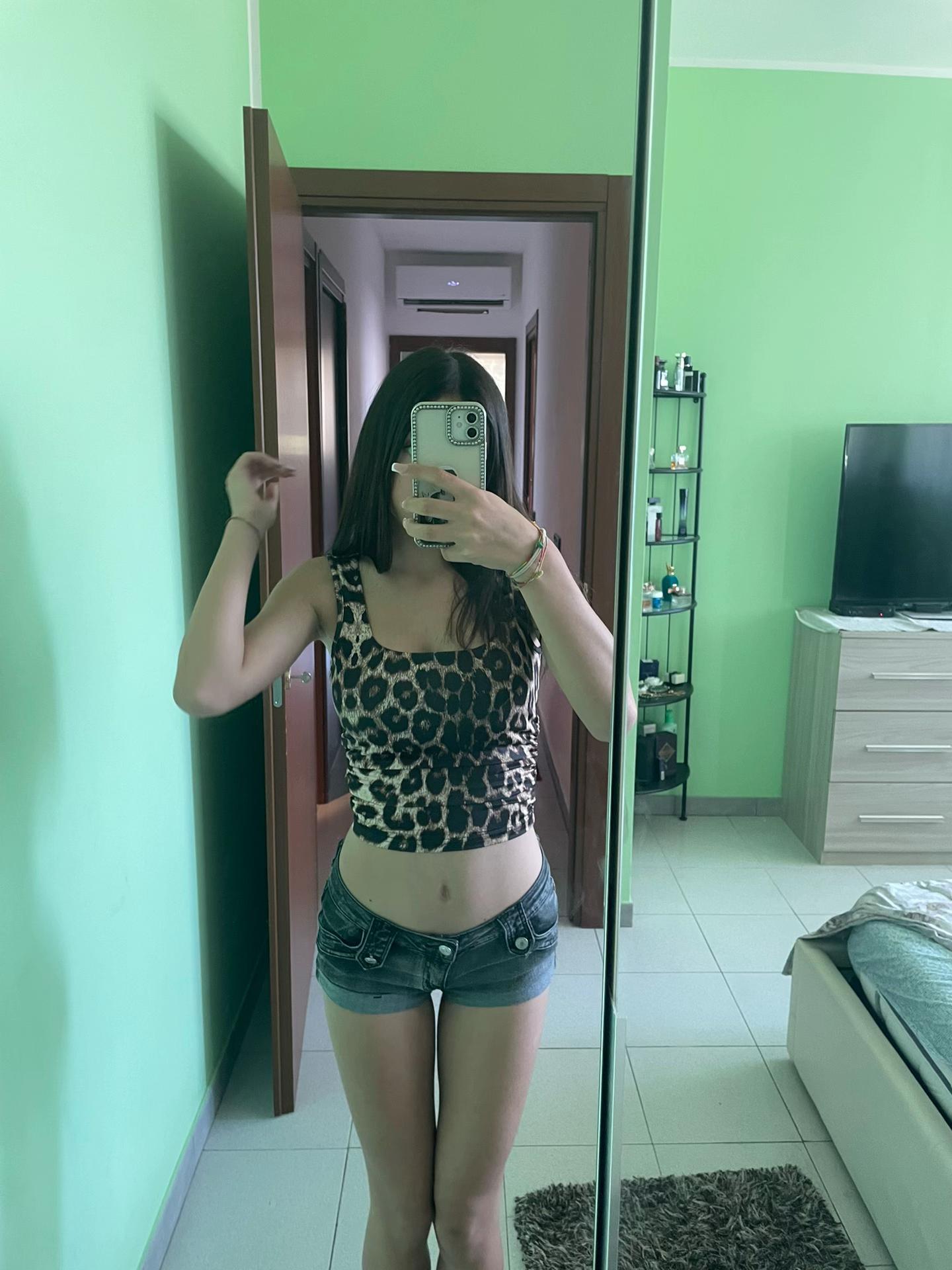 @️