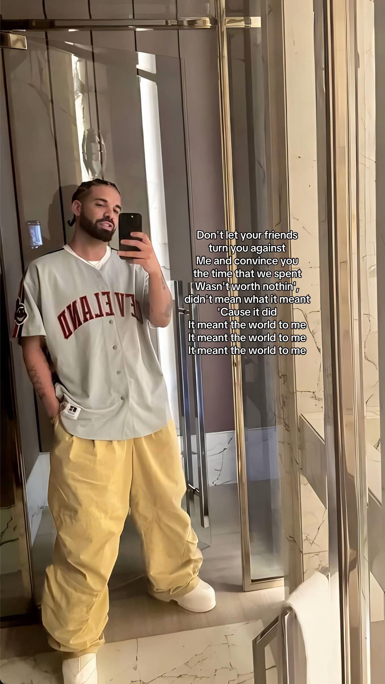 @🎧