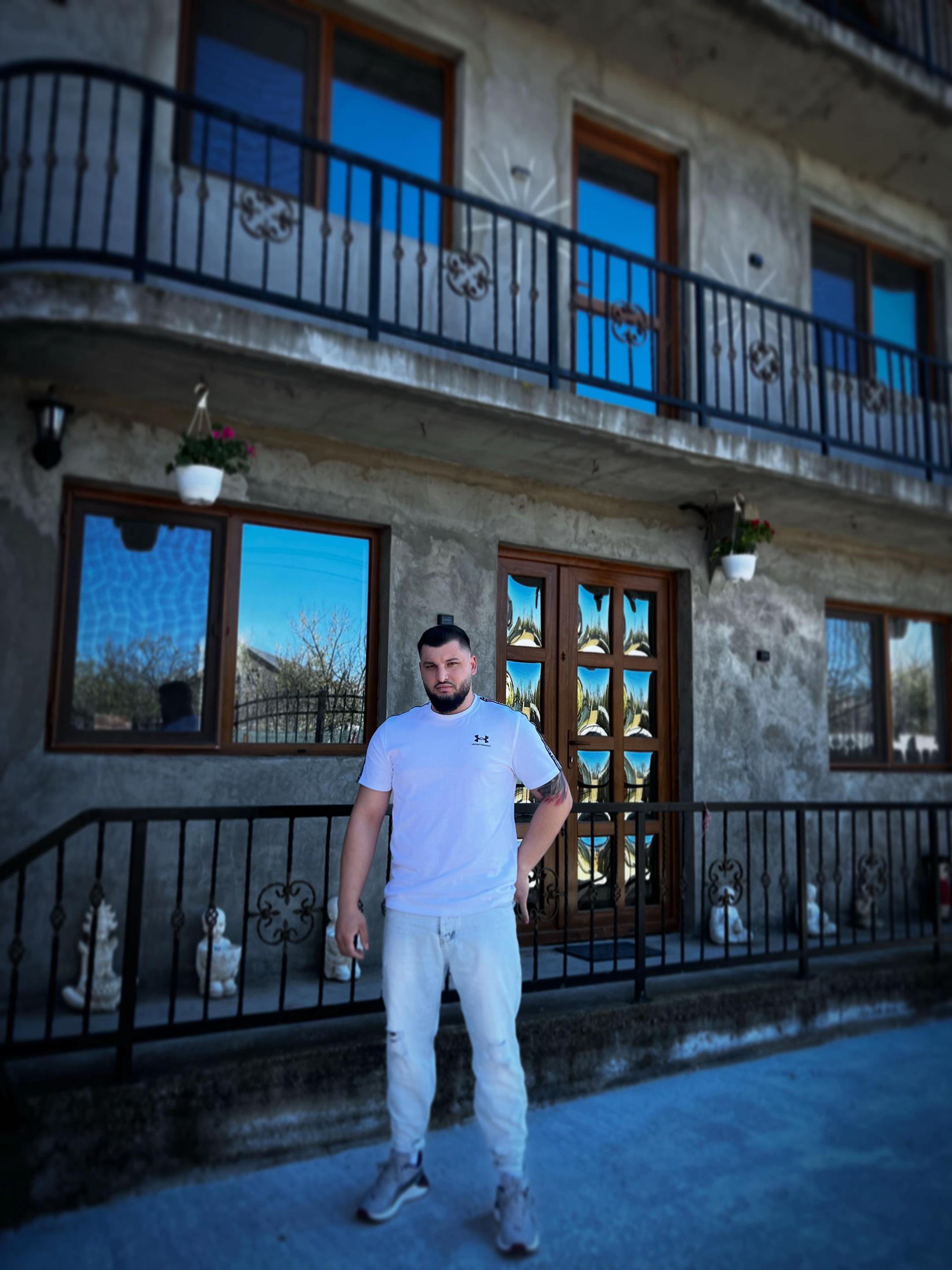 @Laurențiu LXP🚀