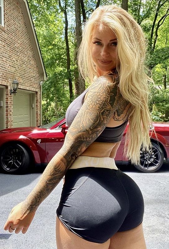 @Lara cumkitten
