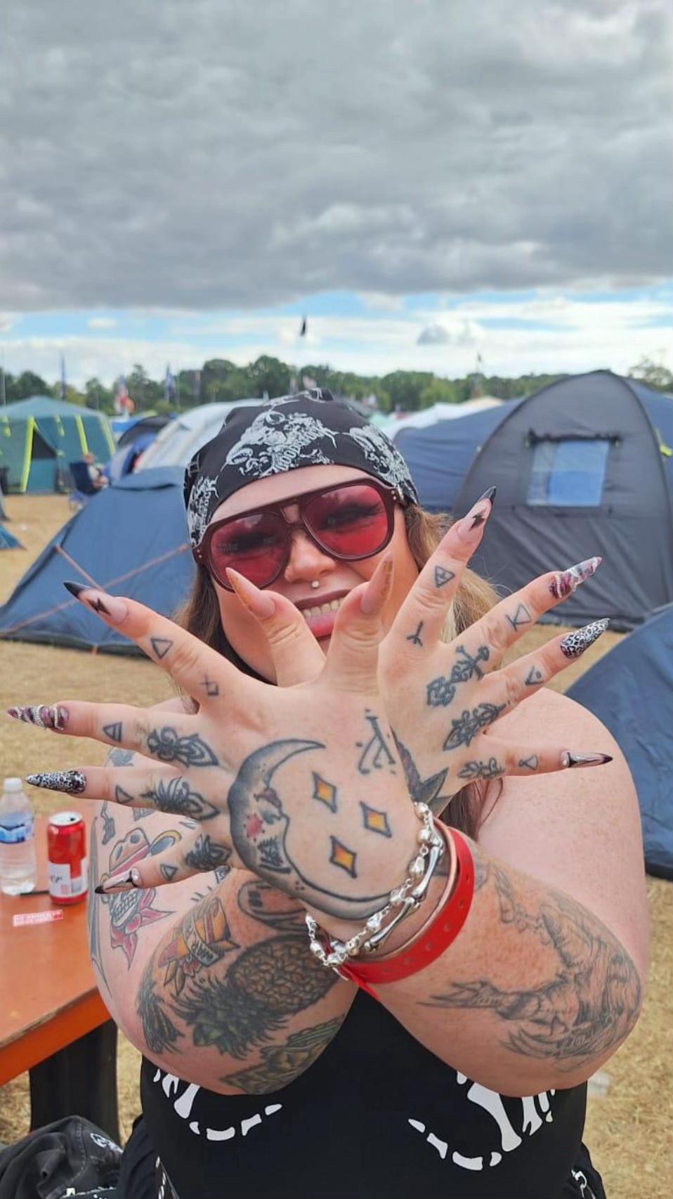 @DownloadMammy