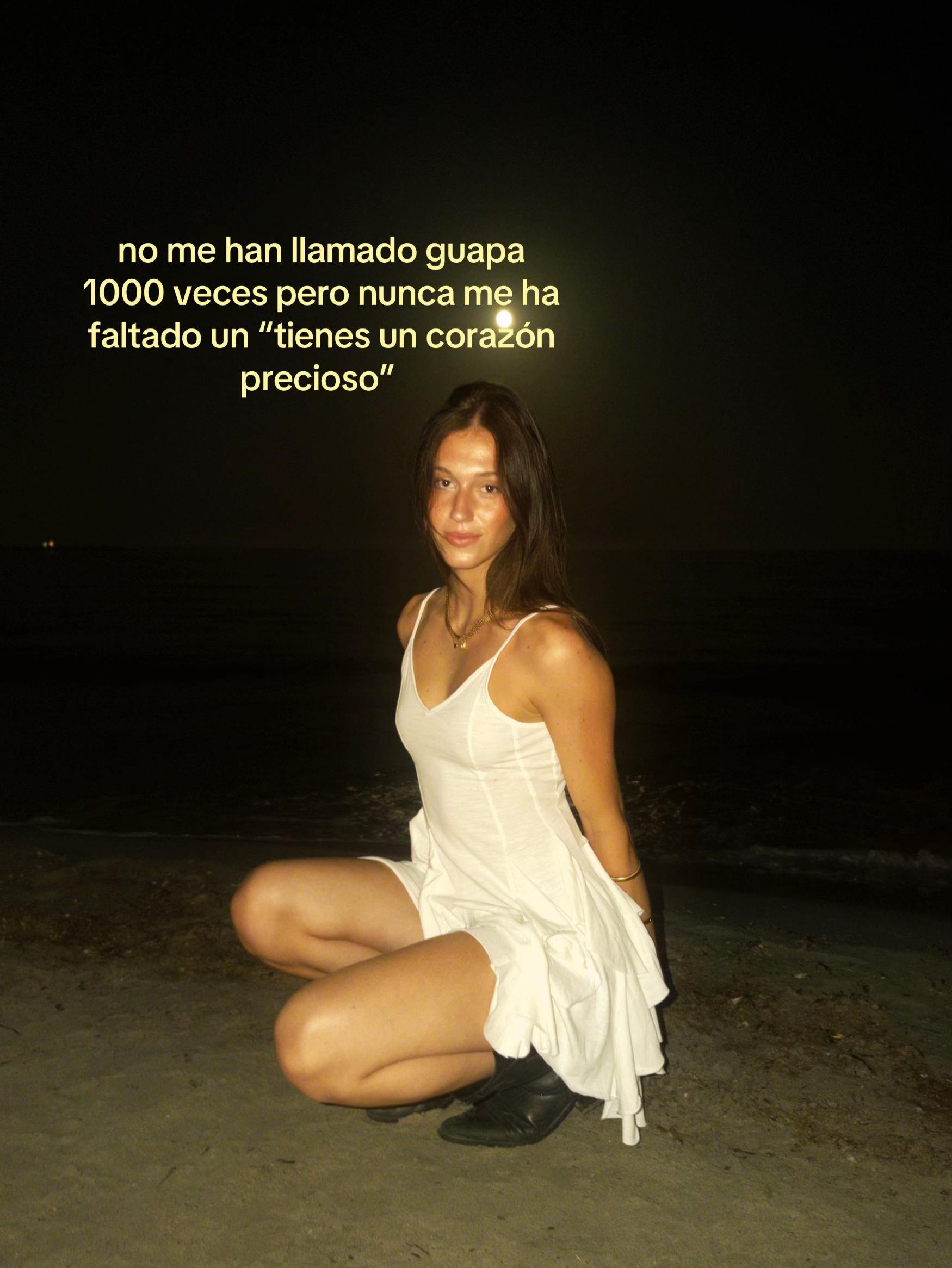 @daniela mara&ntilde;on