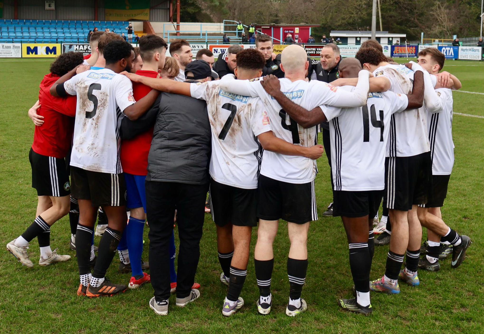 @CPD Y RHYL 1879
