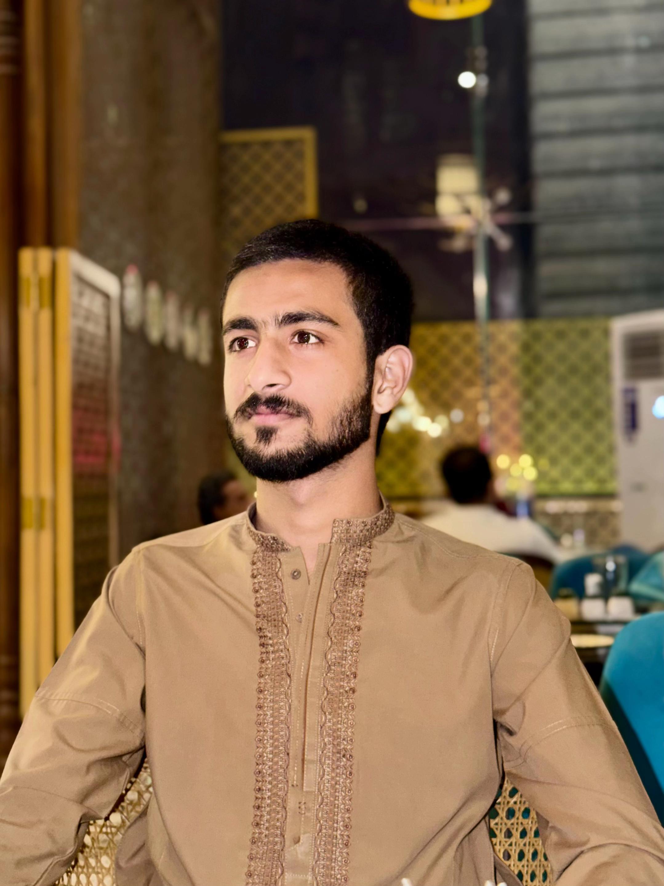 @Laal Badshah