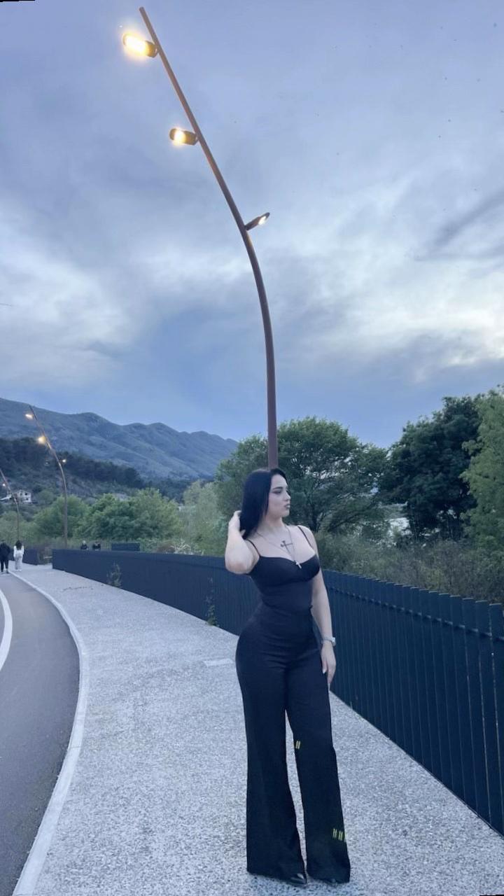 @elaa👩🏻