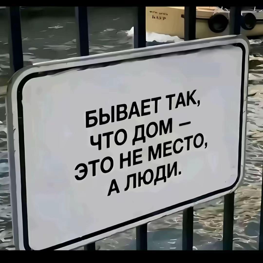 @Клубничка 🍓