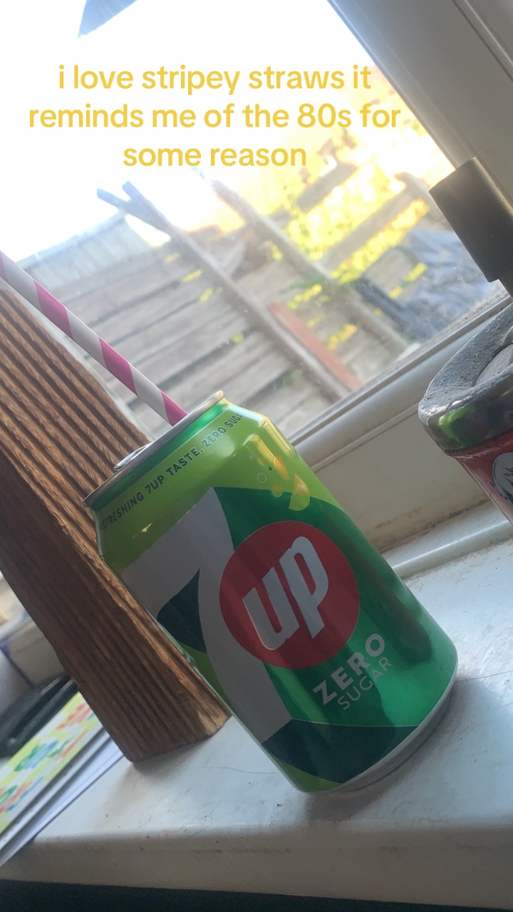 @ᕱ⑅ᕱ