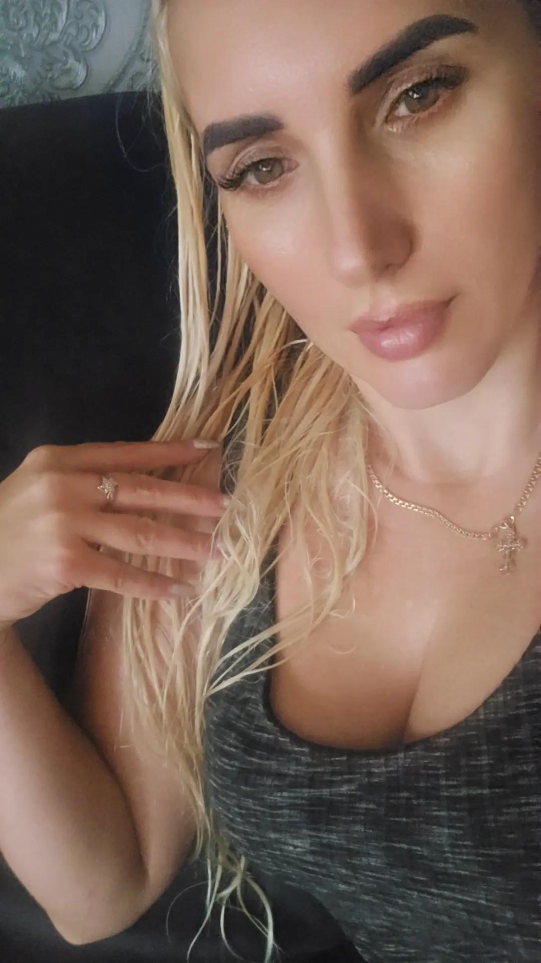 @Arina_11_007