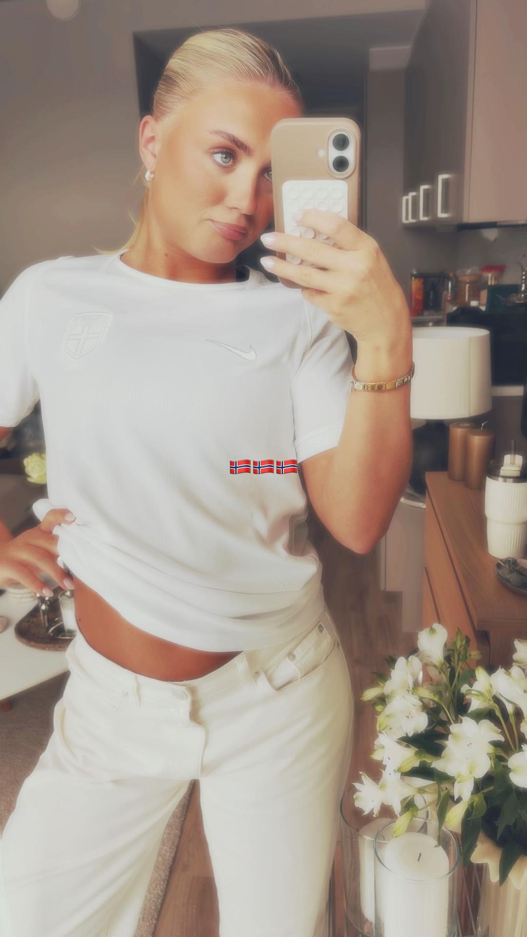 @Hedda ★