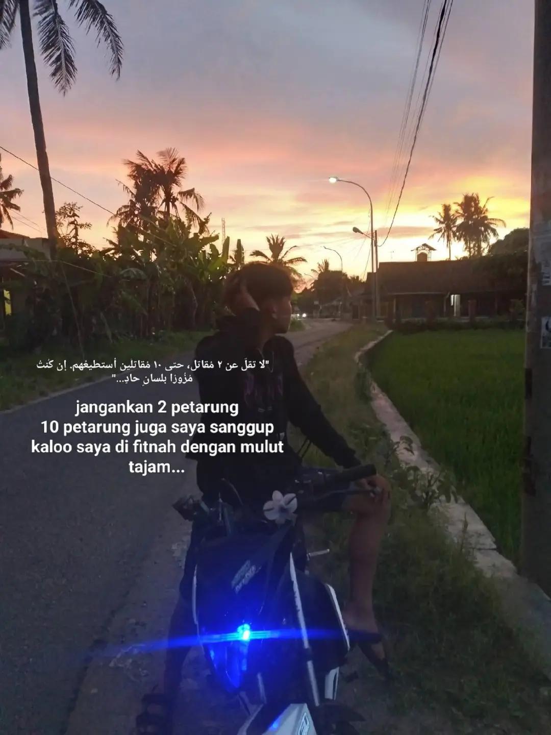 @galawgenz_>