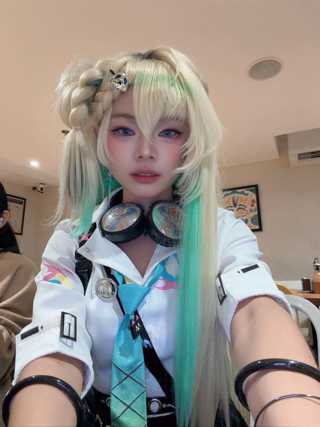 @earisistable_