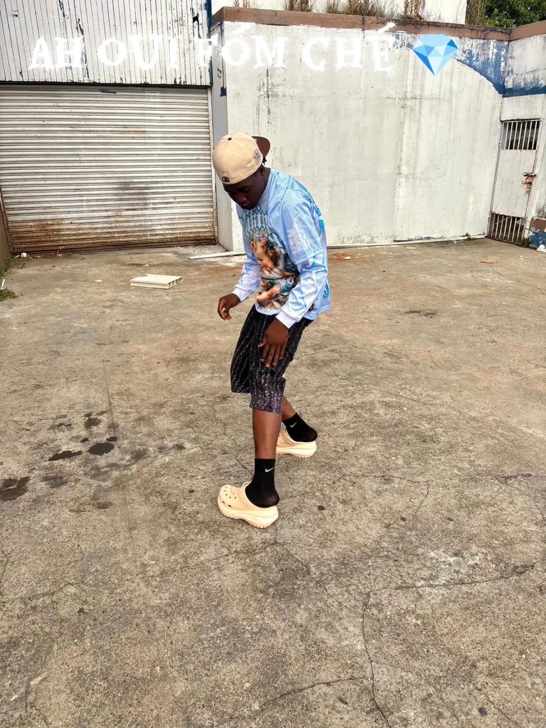 @Black sonsonn🤕🥶🤑💯👉👈
