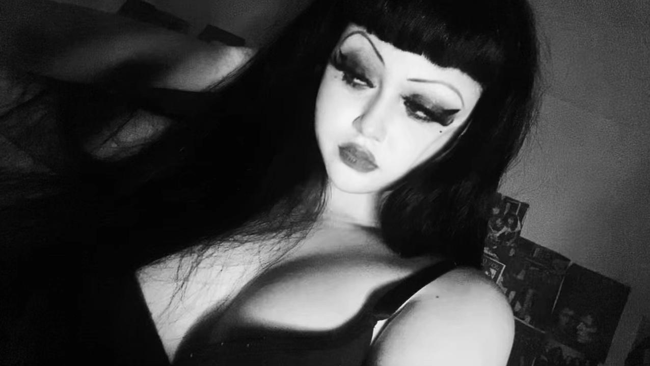 @୨ৎ─sirenbettyvmp🖤ྀི
