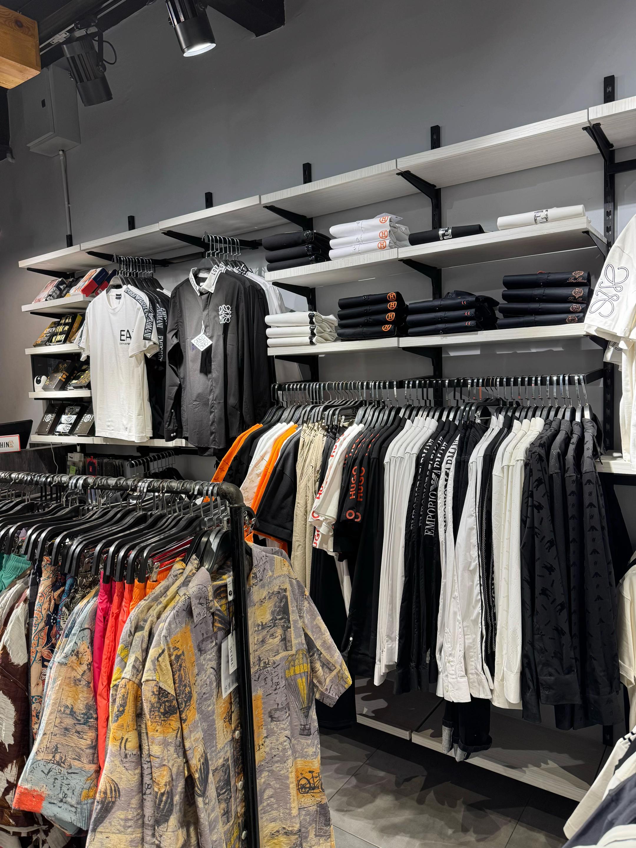 @Raqi Mens wear