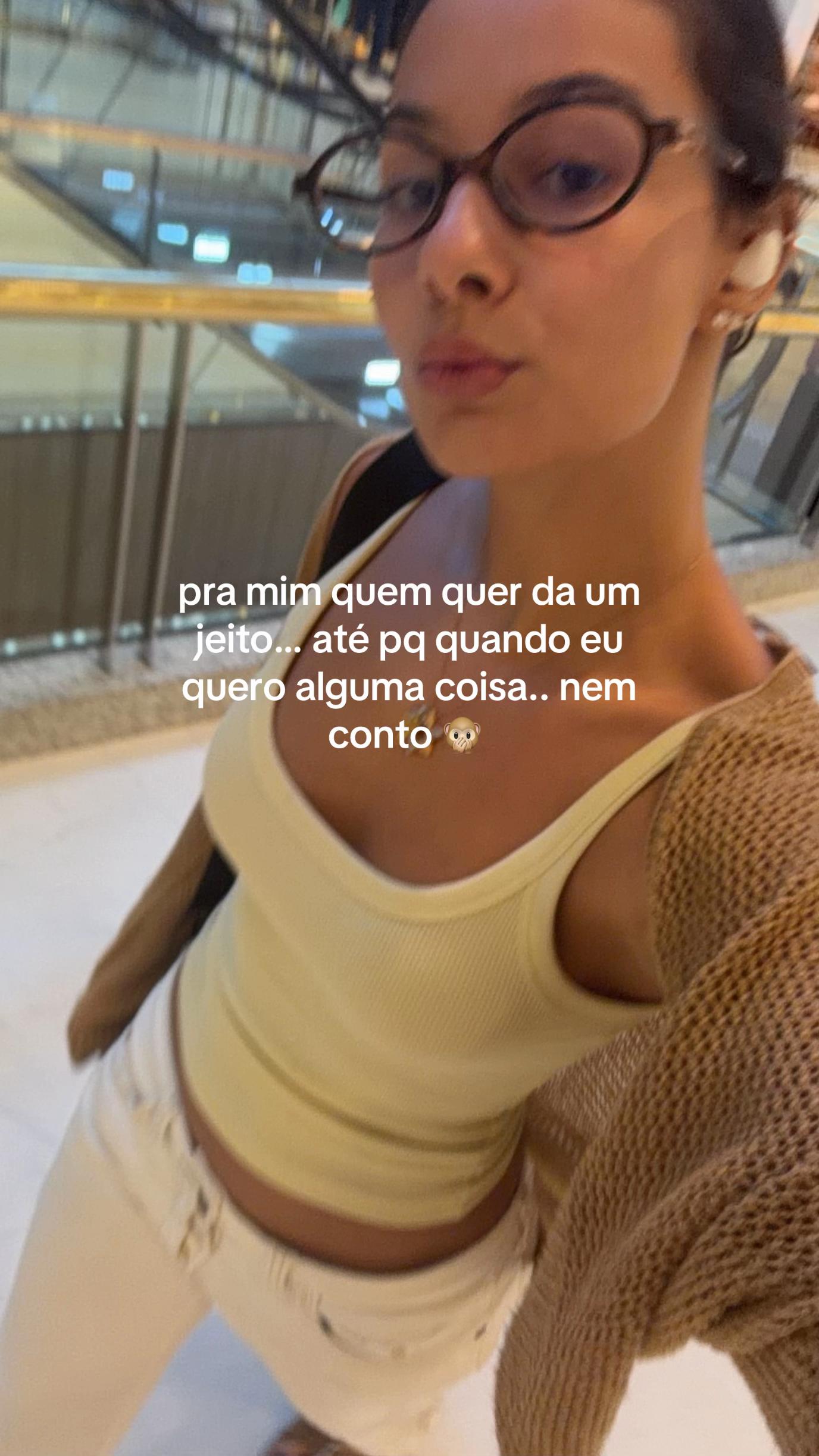 @elissaburlamaqu2