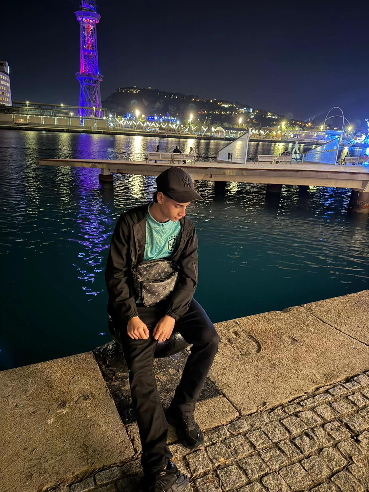 @GR🌐