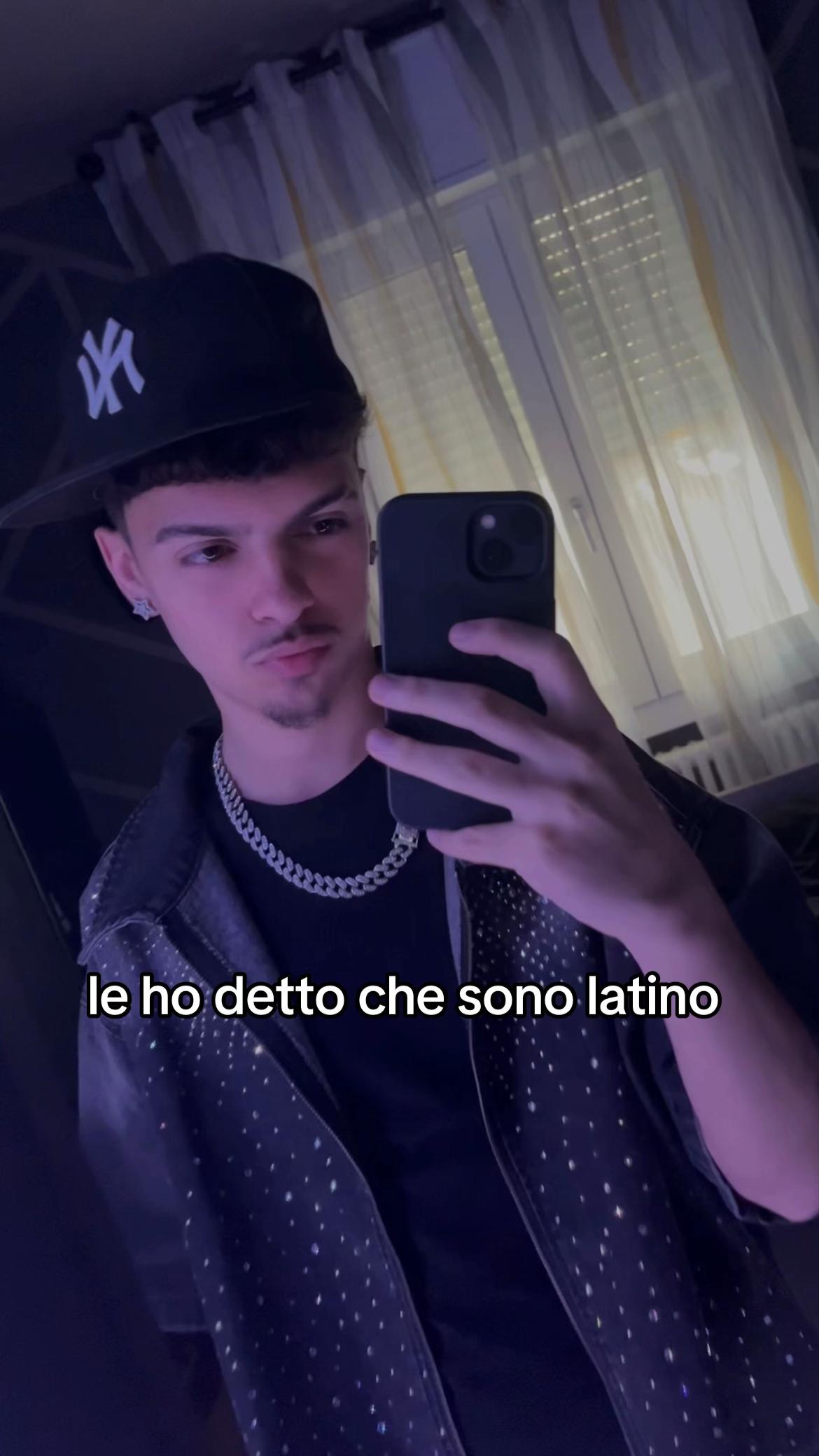 @𝑻 𝑶 𝑴 𝑨 𝑺