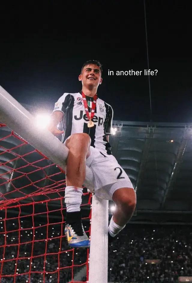 @Juveee🤍🖤