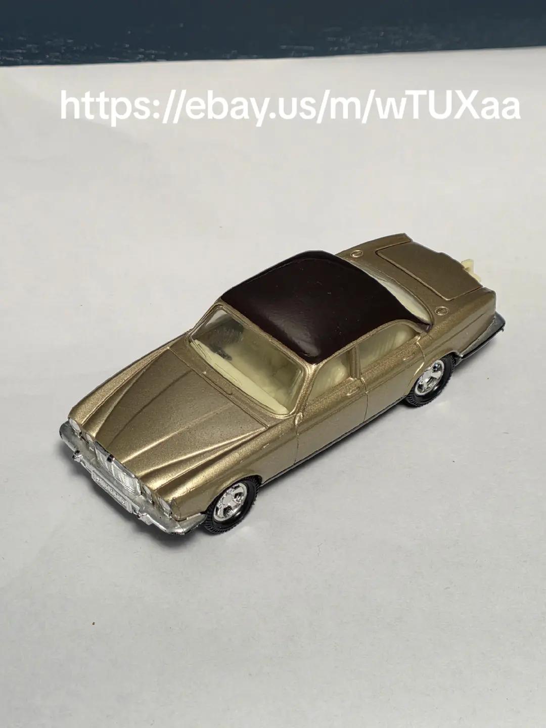 @Barnes Collectables