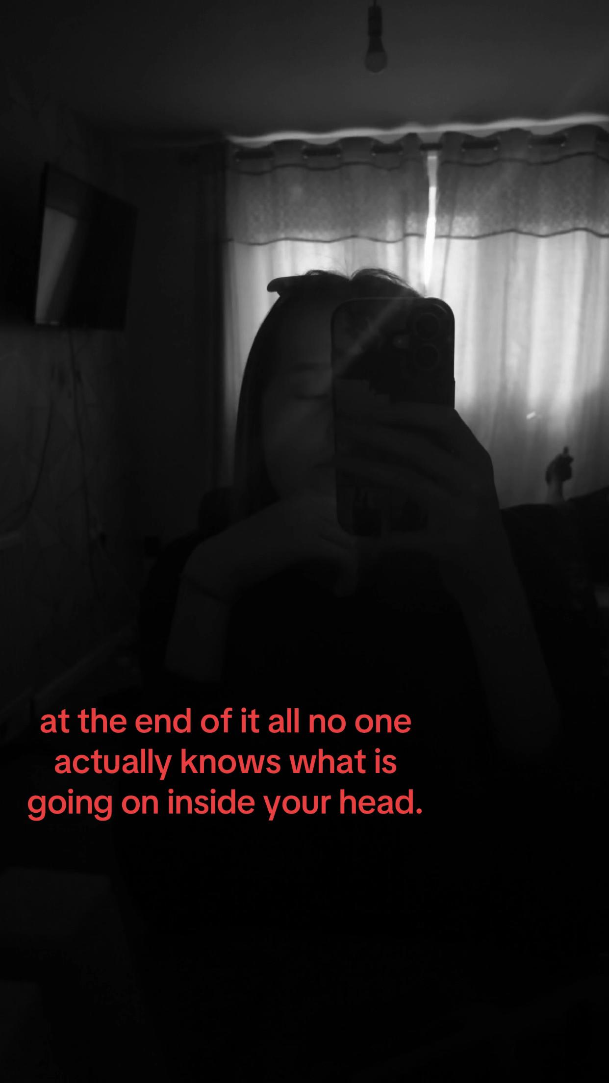 @aliciaroseꨄ