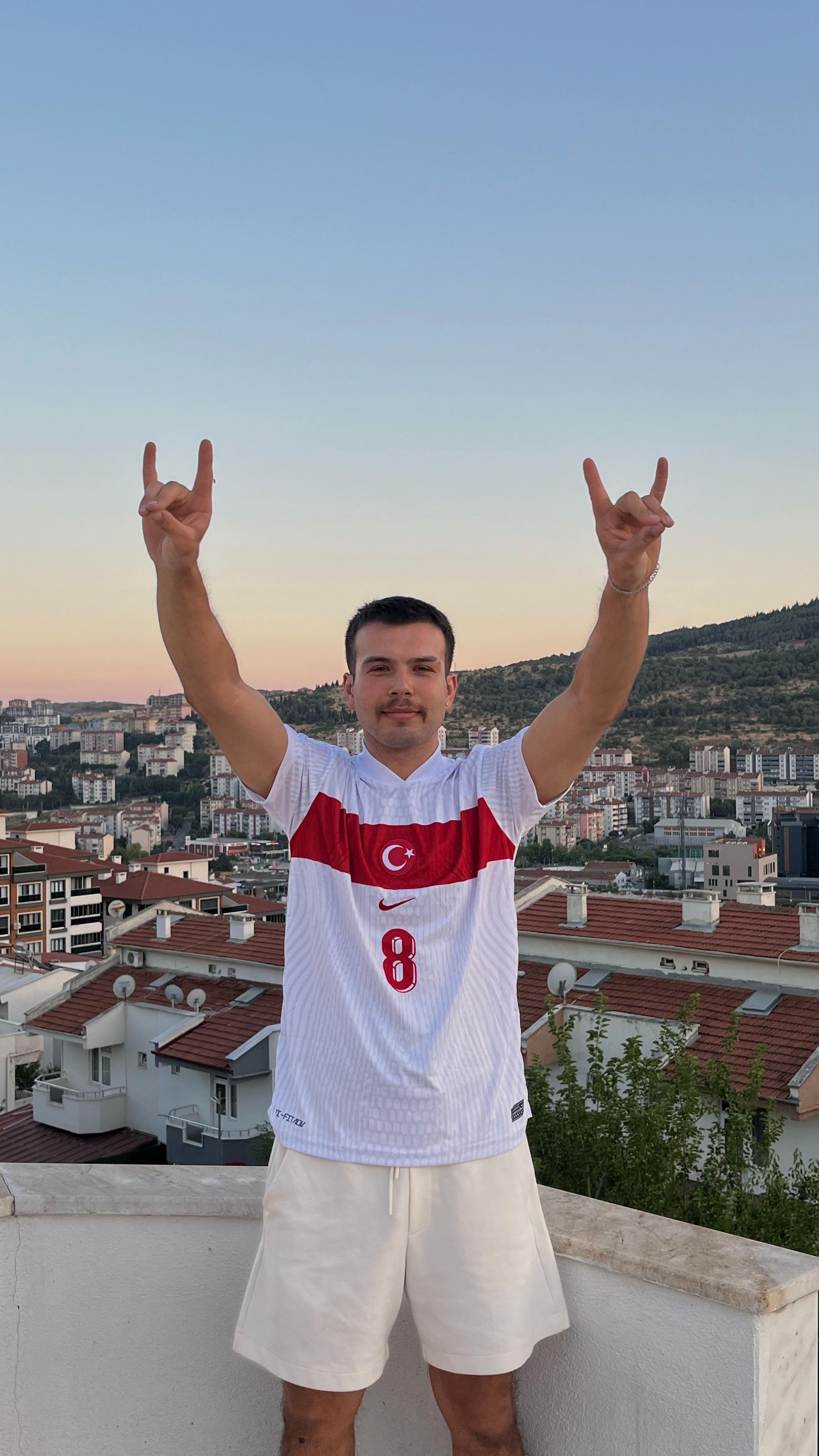 @Eymen Sarıkız