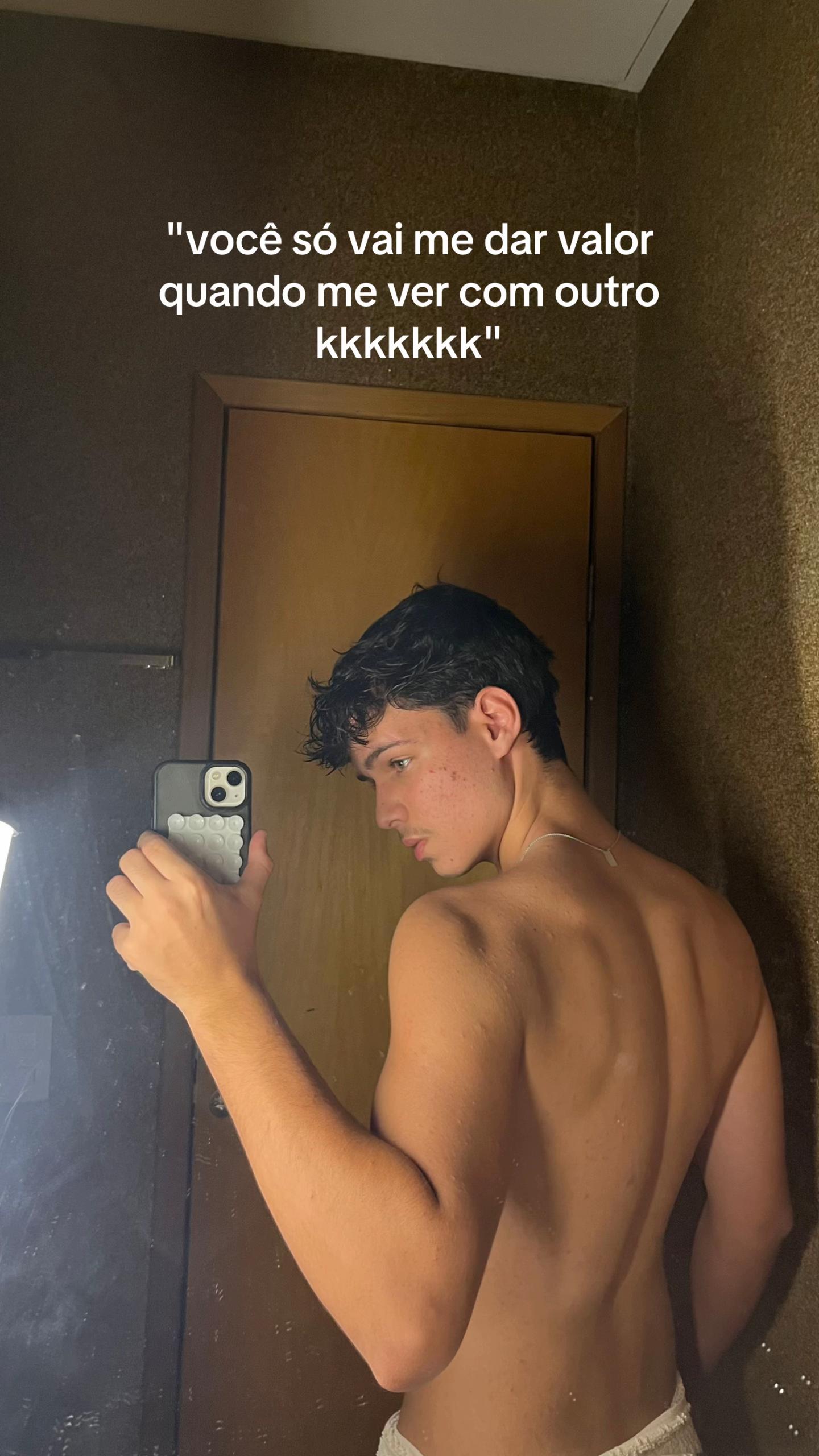 @cadusaraivaa