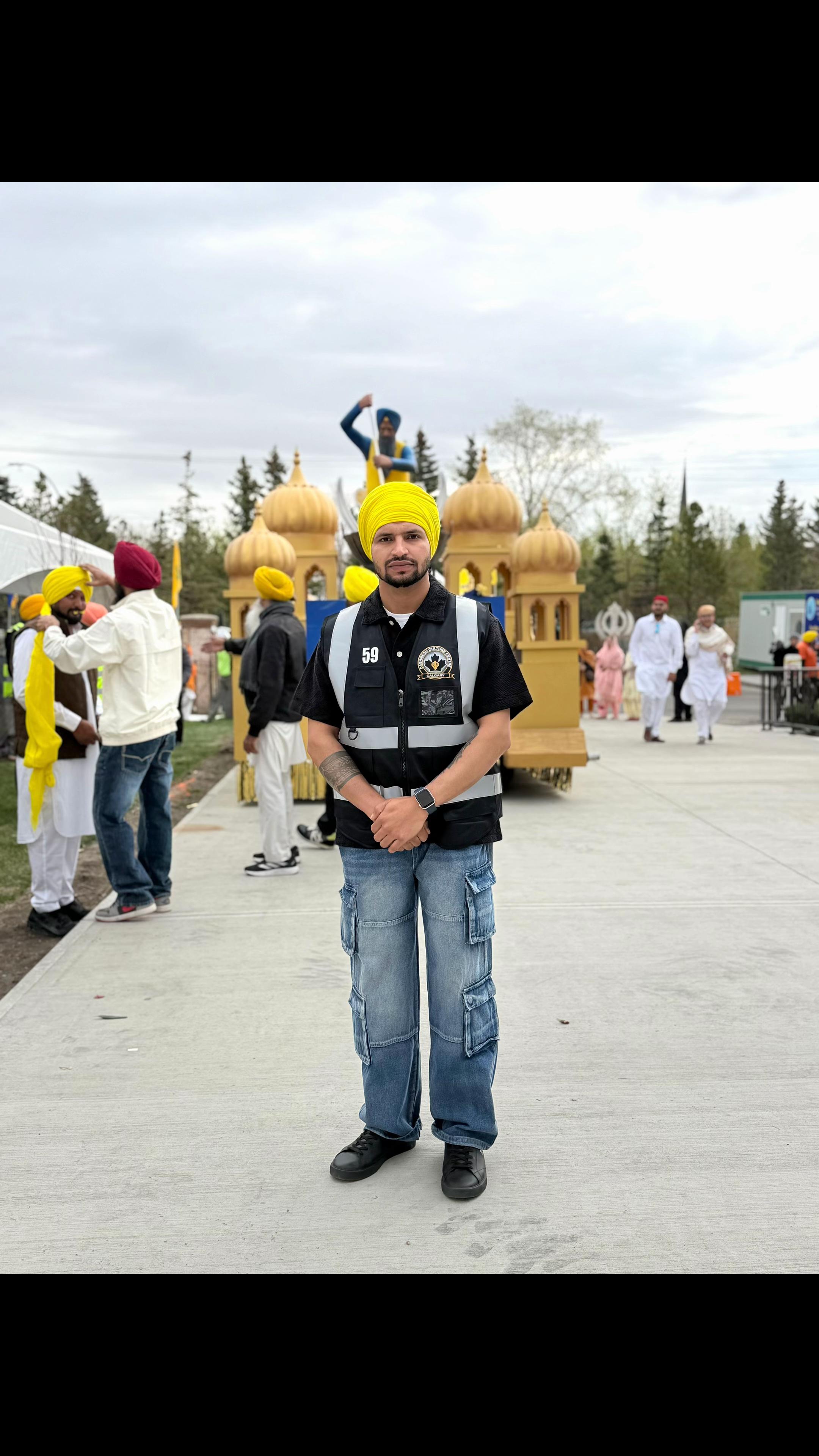 @ManderiMoga🇲🇾🇨🇦