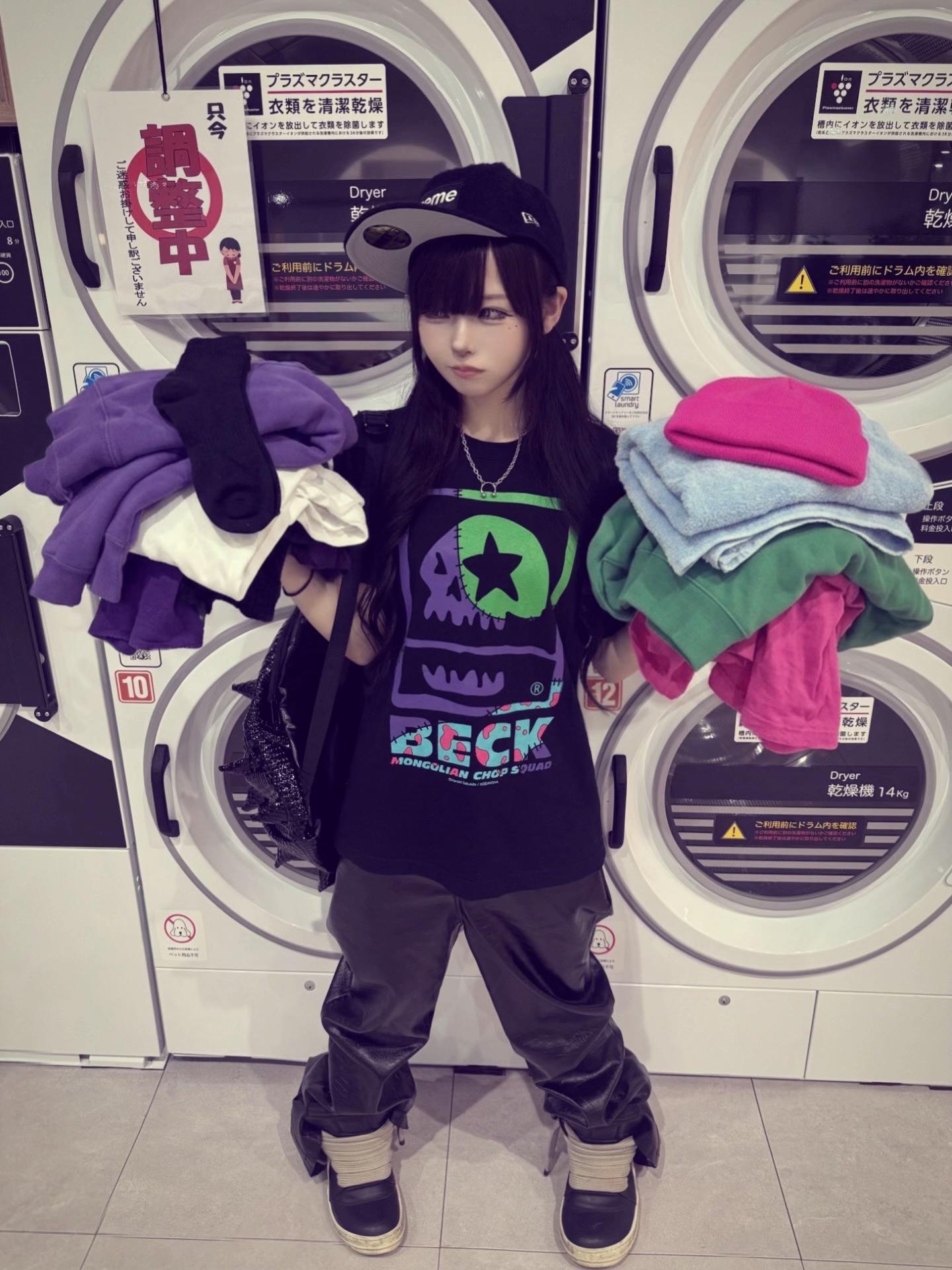 @にゃんぱすー。