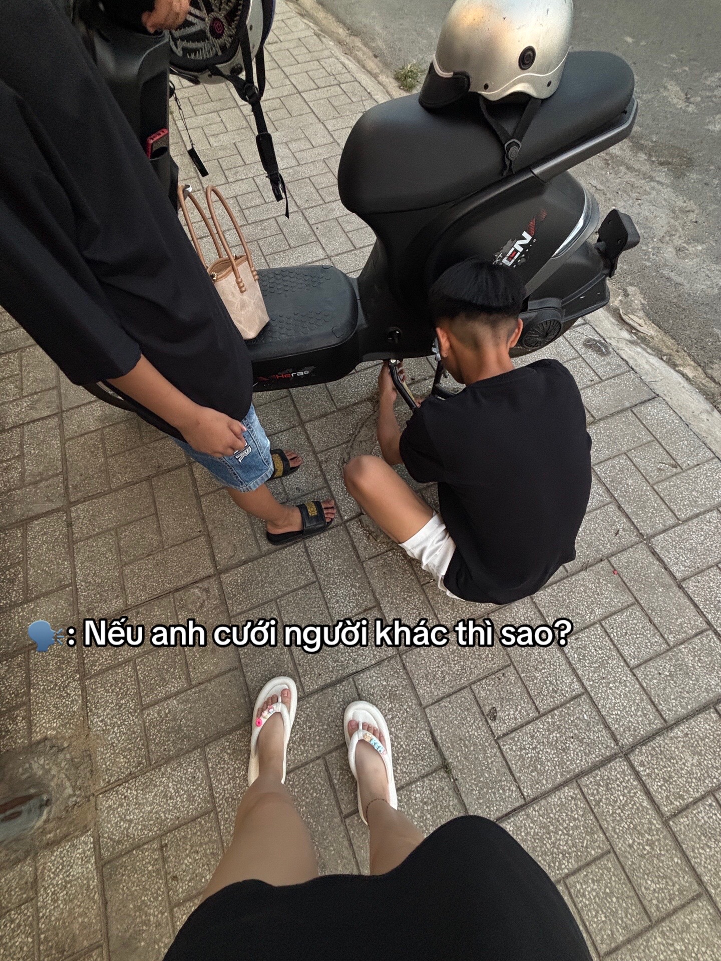 @bà chã hơm của bin🥺