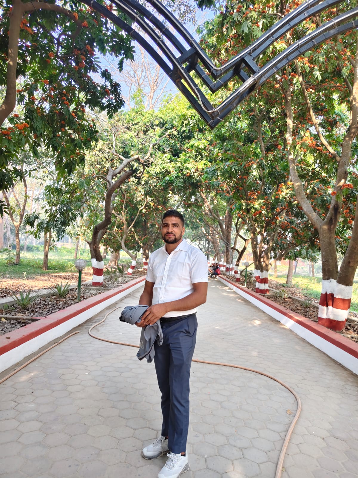 @RaJu NeUpAnEe410