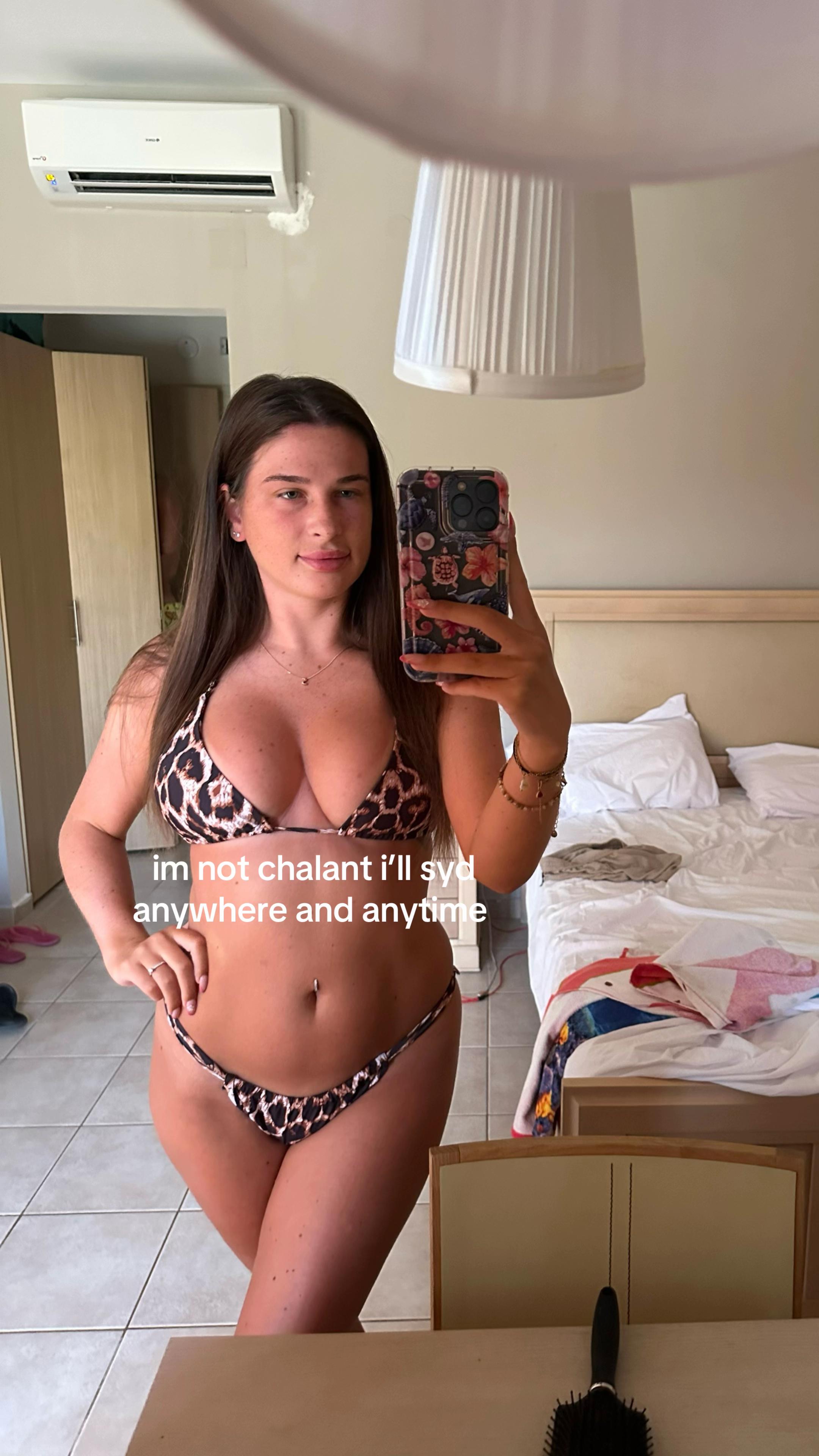 @oliviaxxx