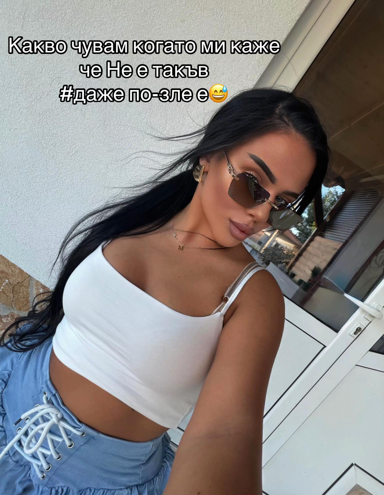 @LorelaiM