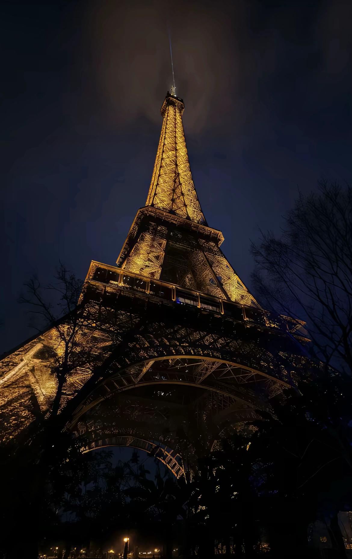 @𝐑𝐎𝐒𝐀