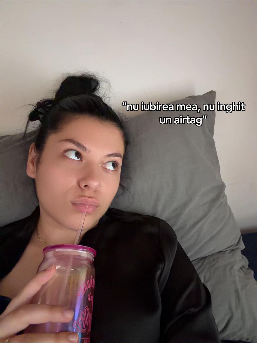 @🖤
