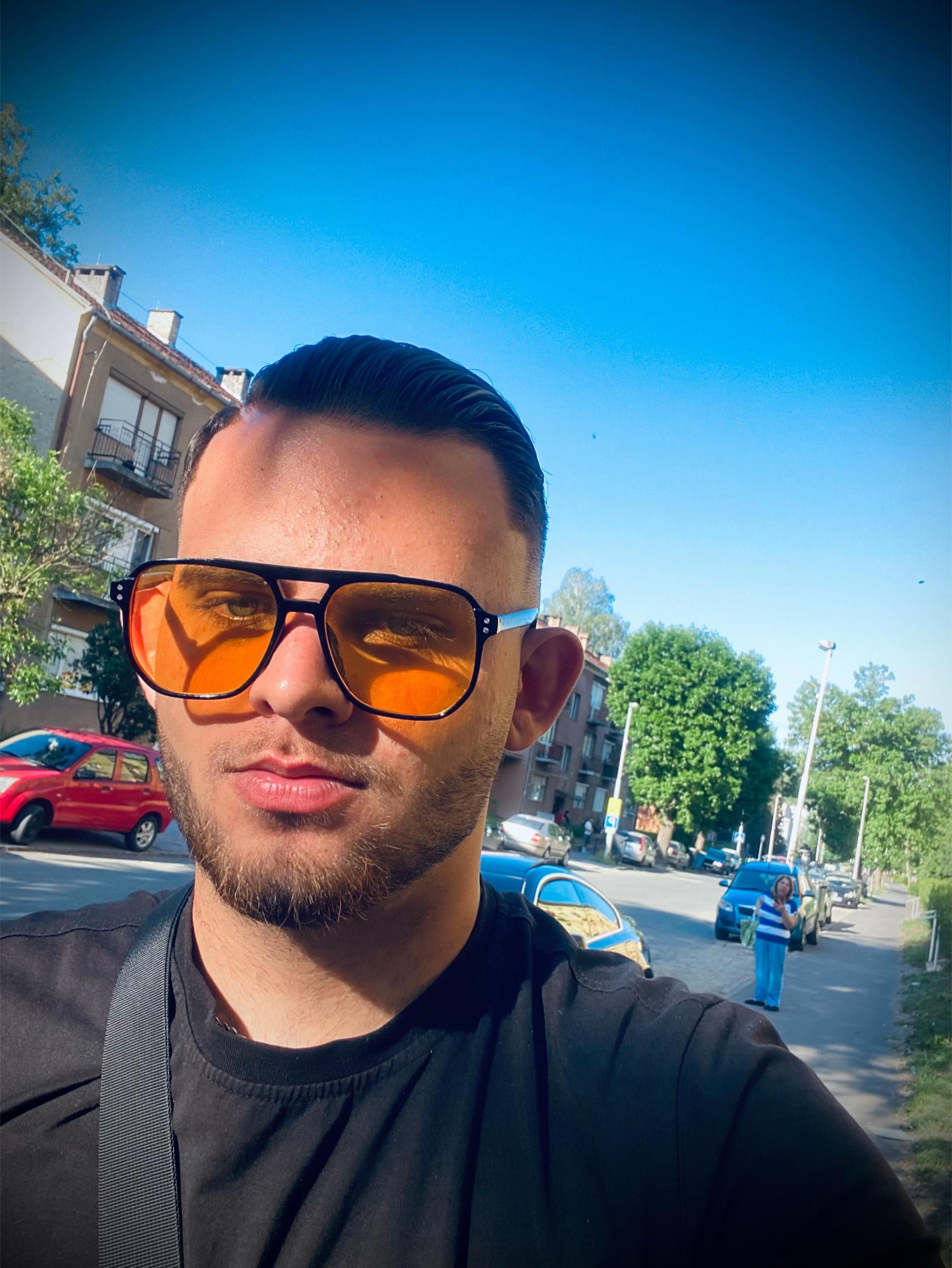 @_ АдриаН_🙂&zwj;&harr;️