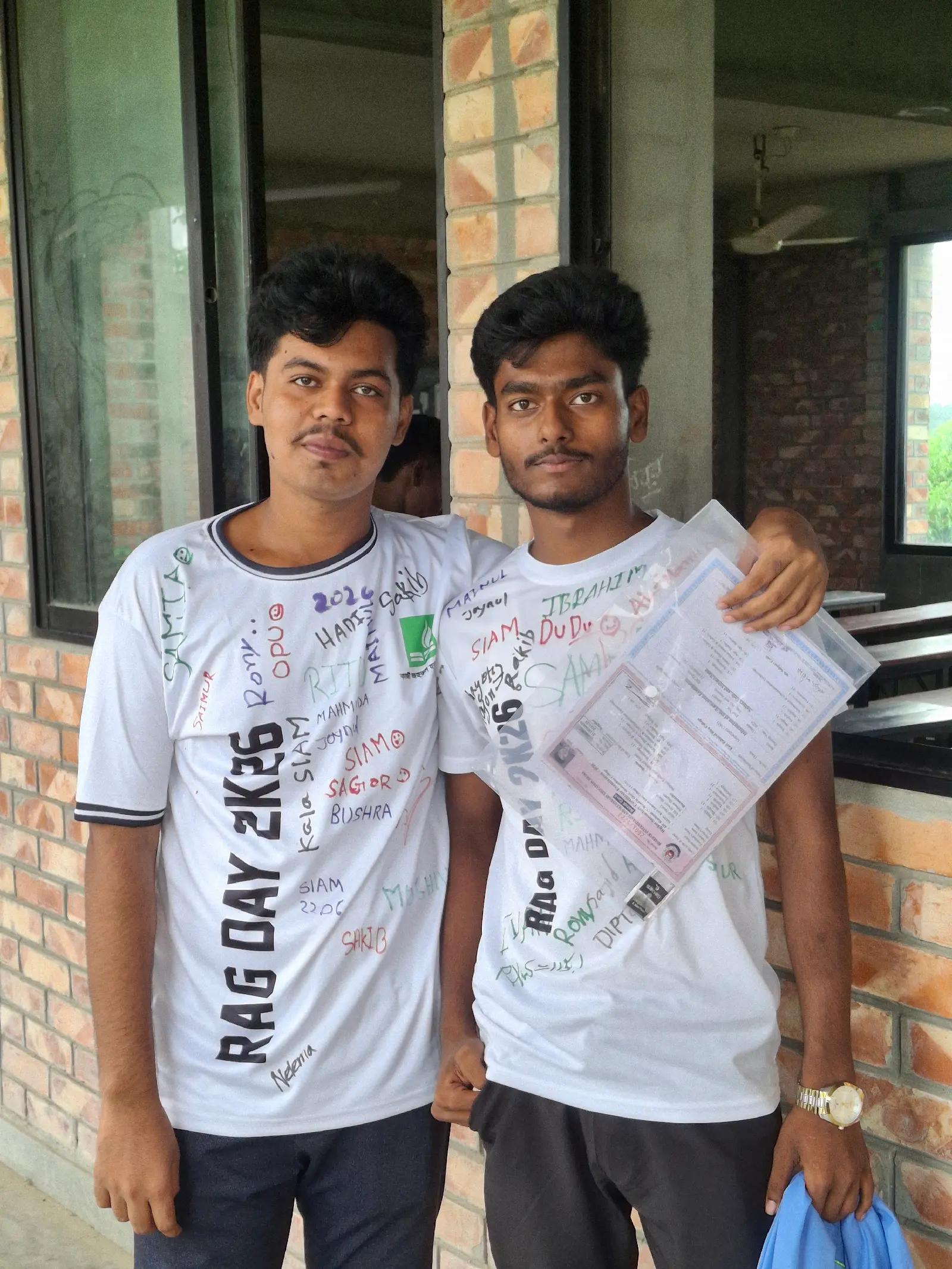 @This is SajidđĢĻ