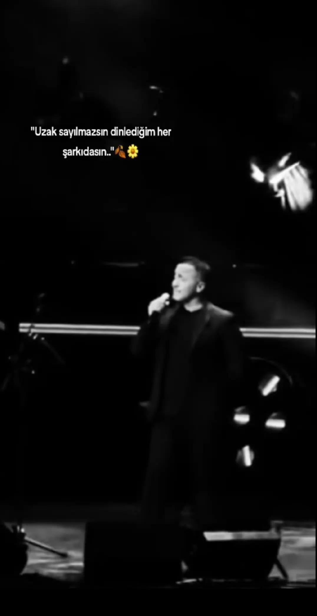 @YAŞANMIŞ HİSLER..