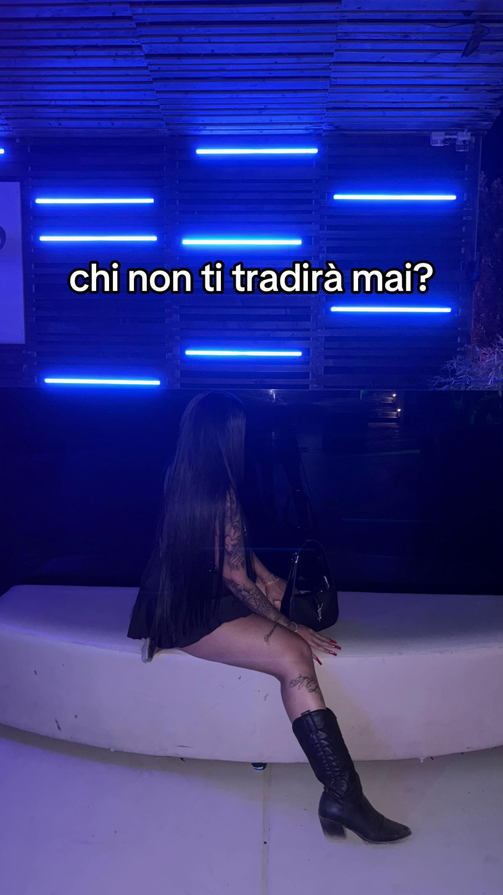 @🖤 𝓫𝓻𝓪𝓽𝔃