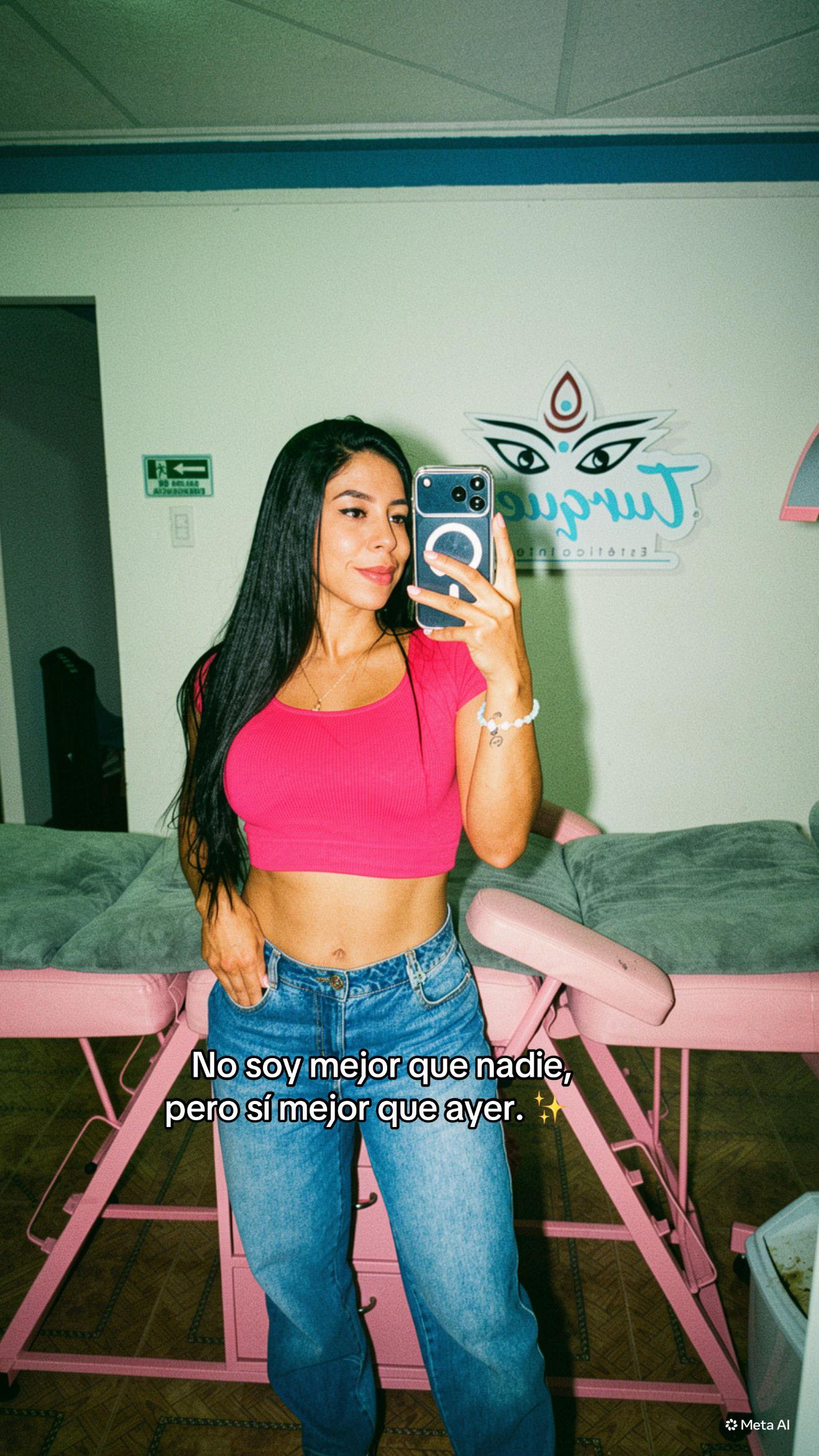 @lillymolinafit