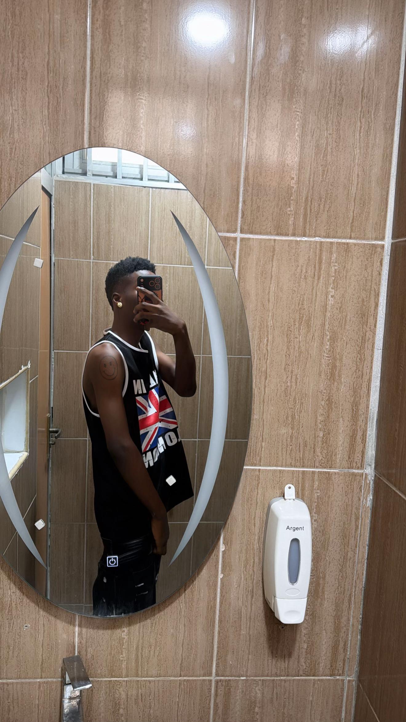 @𝖮𝖯𝖤𝖸𝖤𝖬𝖨🧸🖤