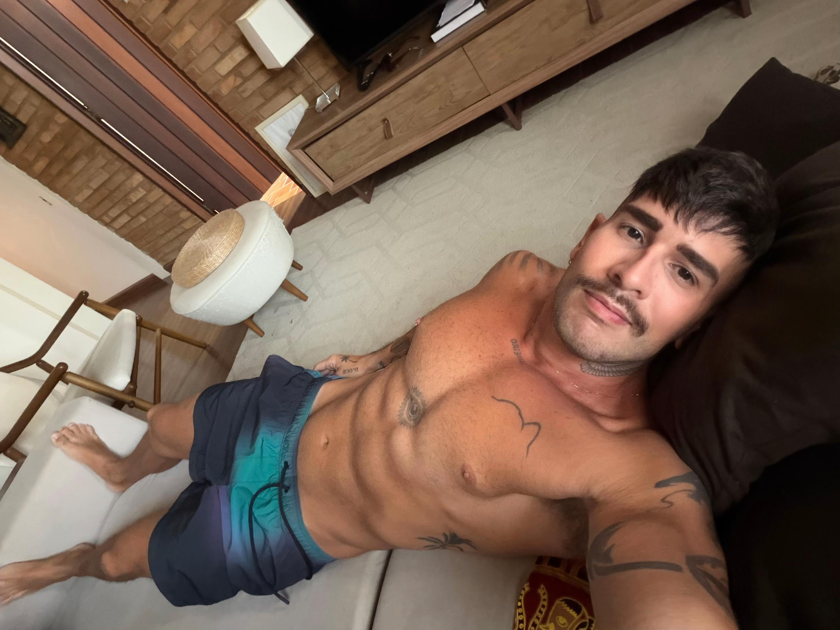 @TIAGO FLEURY
