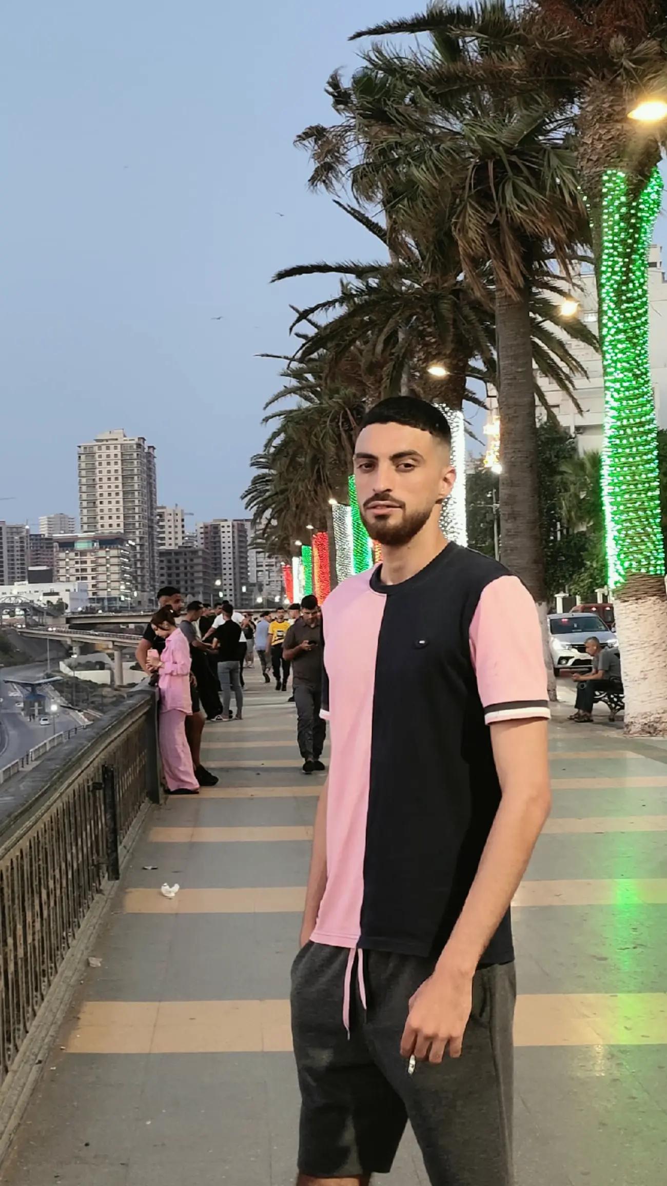@👑 دولارا 👑