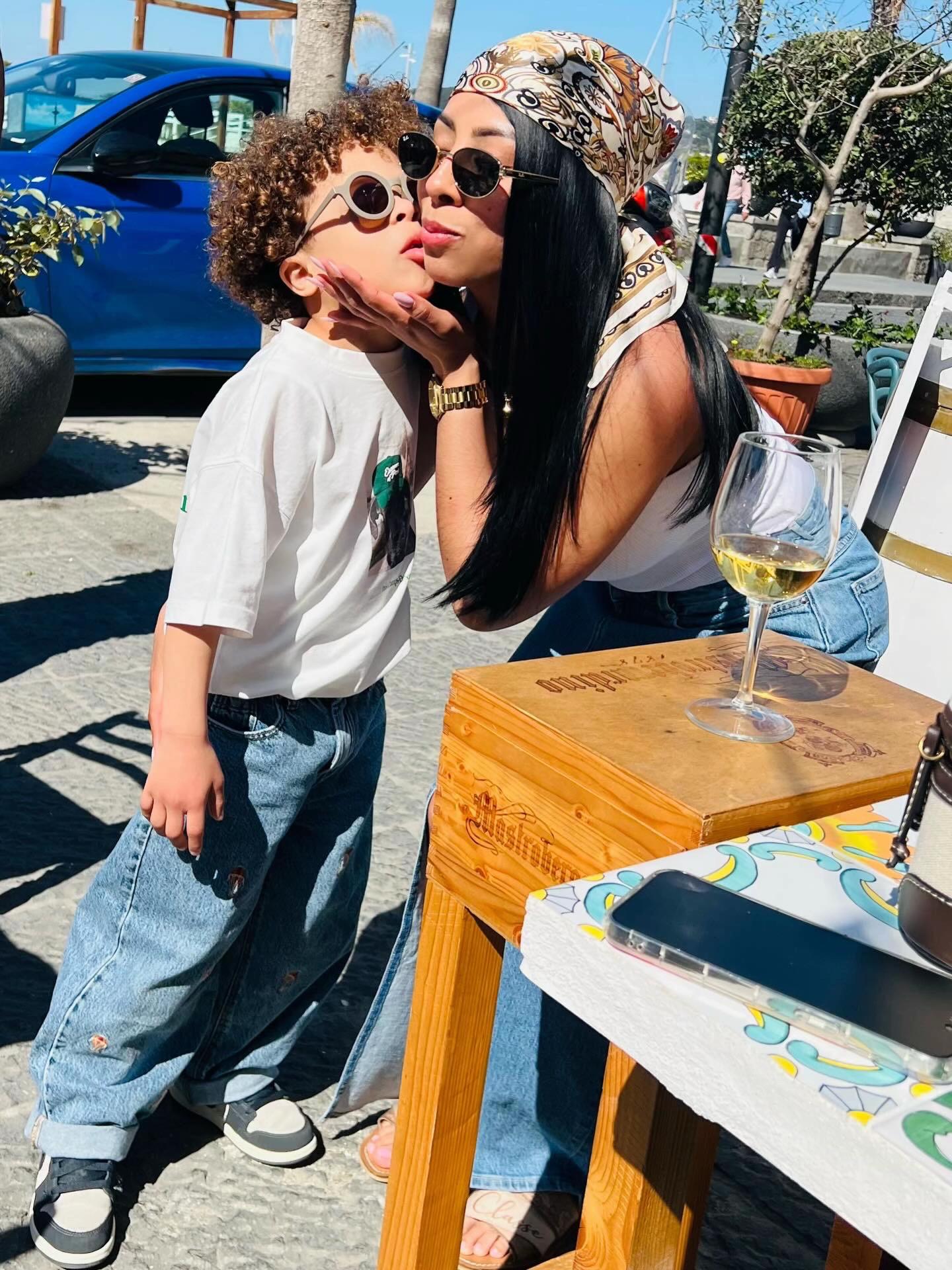 @𝑪𝒉𝒊𝒏𝒂💋