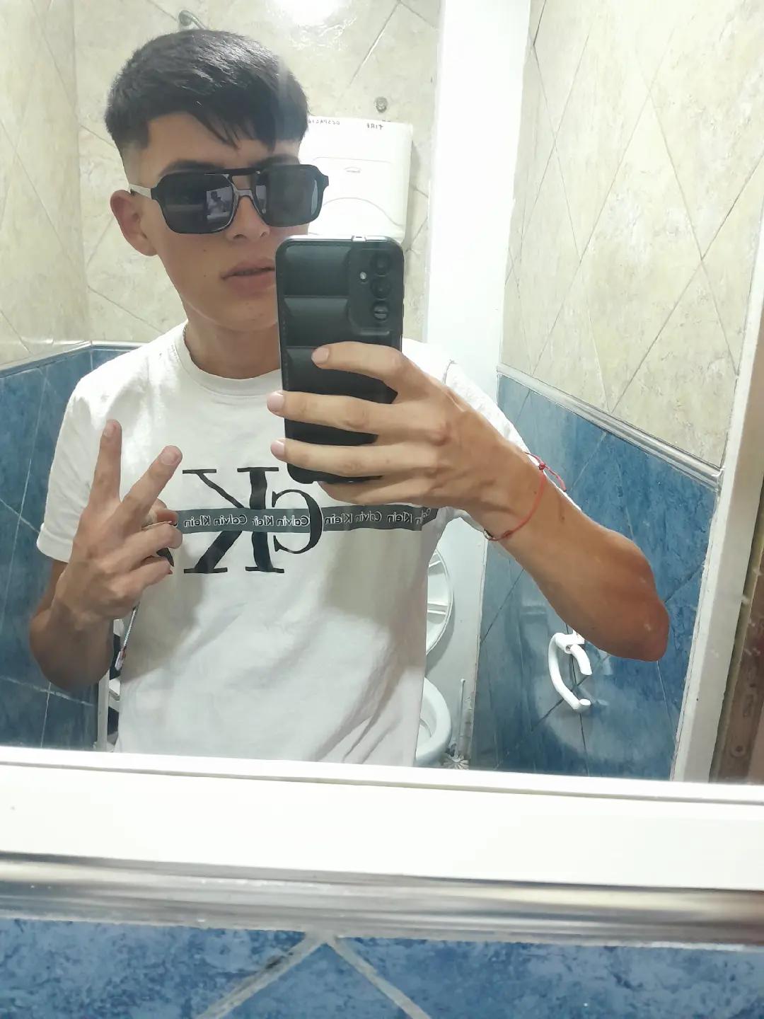 @jajsjanv