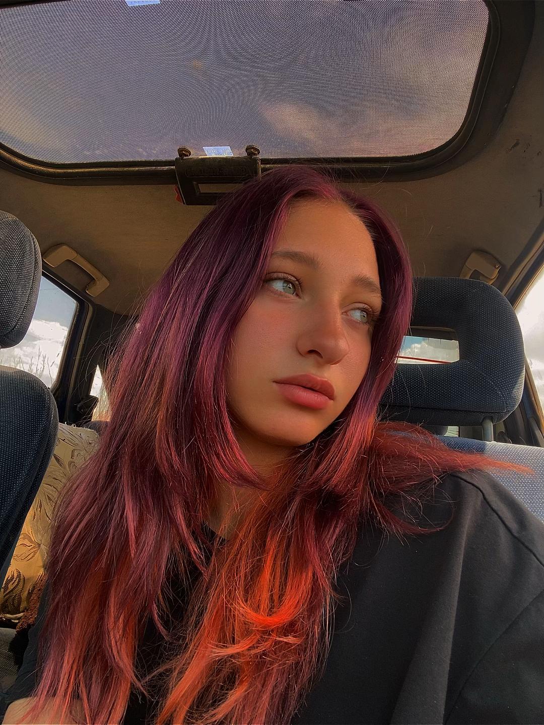 @🥺💋